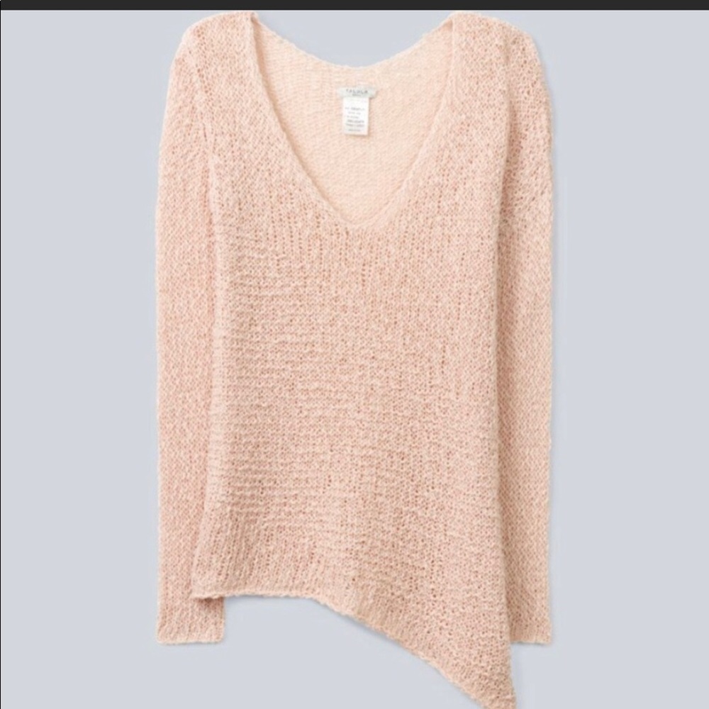 Brand new Aritzia sweater- Size S - Picture 1 of 3